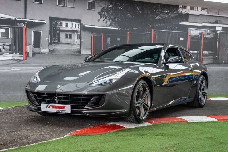 Gris Usado 2017 Ferrari GTC4Lusso Coupe | 236.999 € - Imagen 1/4