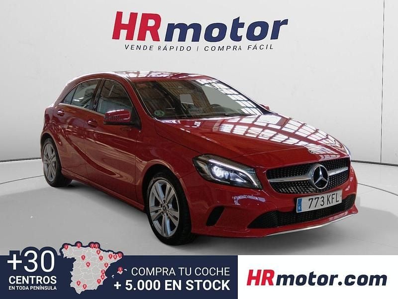 Rojo Usado 2017 Mercedes A200 Urban Berlina | 17.950 € (Precio justo) - Imagen 1/4