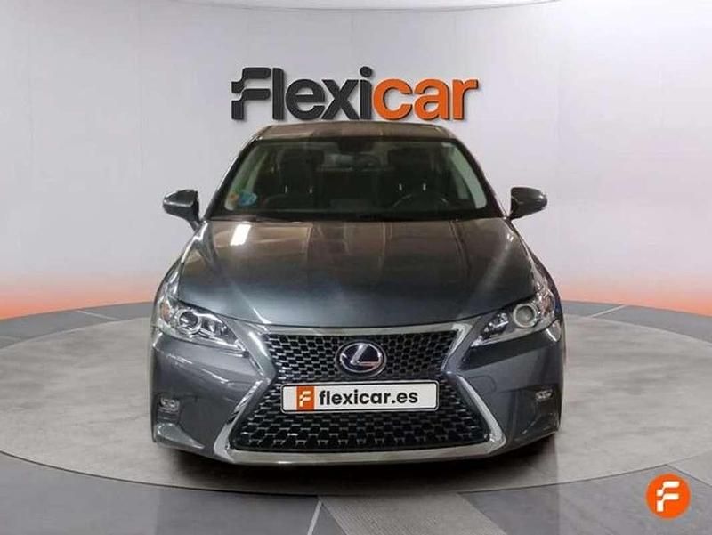Usado Lexus CT200h 136 CV (100 kW) 2018 Gris Berlina