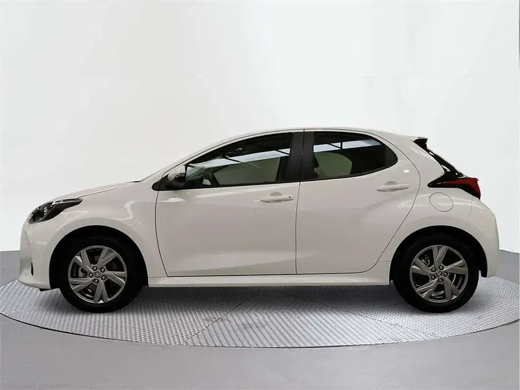 Usado Toyota Yaris Active 116 CV (85 kW) 2025 Utilitario