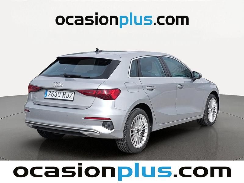 Usado Audi A3 Sportback Advanced Plus 110 CV (80 kW) 2023 Gris plata Utilitario