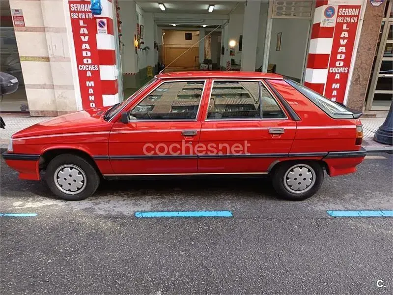 Usado Renault R11 72 CV (52 kW) 1987 Rojo Utilitario