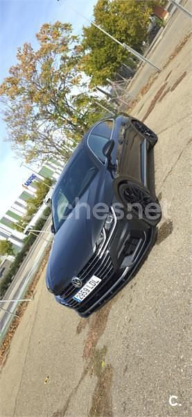Usado VW Arteon R-line 190 CV (139 kW) 2019 Gris / plata Utilitario
