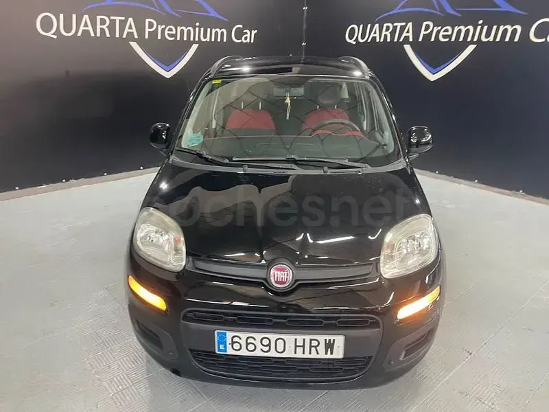 Usado Fiat Panda Lounge 69 CV (50 kW) 2013 Negro Utilitario