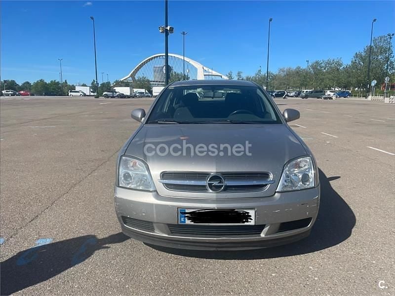 Usado Opel Vectra Comfort 125 CV (91 kW) 2004 Beige Berlina