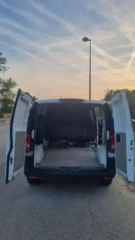 Usado Mercedes Vito 88 CV (64 kW) 2019 Blanco Van