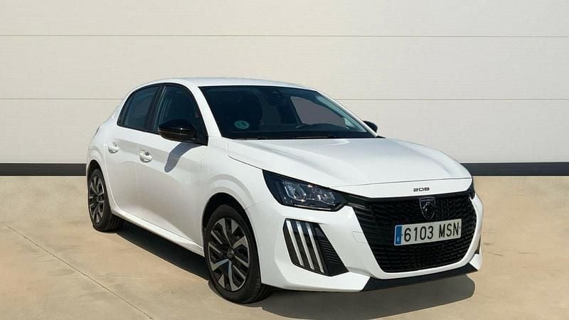 Blanco Usado 2024 Peugeot 208 Active Utilitario | 14.900 € (Precio justo) - Imagen 1/4