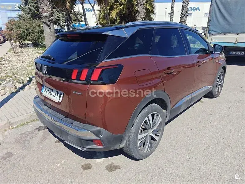 Usado Peugeot 3008 GT-line 150 CV (110 kW) 2017 Marrón SUV