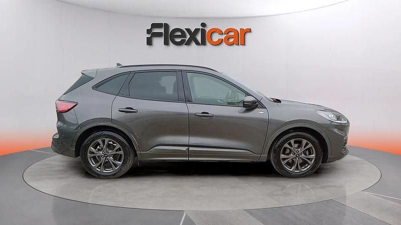 Usado Ford Kuga ST-Line 120 CV (88 kW) 2024 Gris SUV