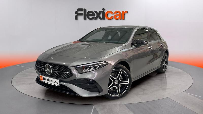 Usado Mercedes A250 218 CV (160 kW) 2024 Gris Berlina