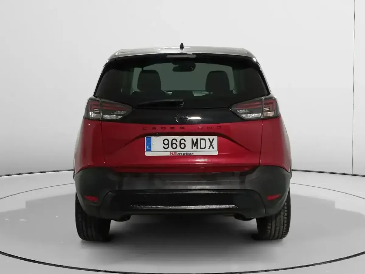 Usado Opel Crossland 110 CV (80 kW) 2023 Rojo SUV