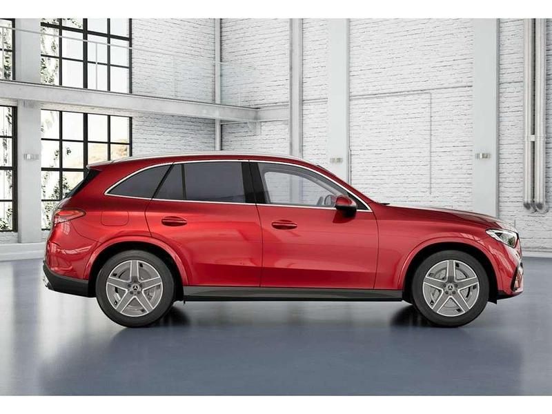 Usado Mercedes GLC300e 333 CV (244 kW) 2023 Rojo SUV