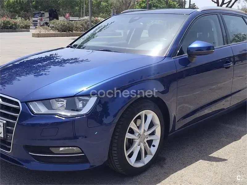 Usado Audi A3 Ambition 150 CV (110 kW) 2015 Azul Berlina