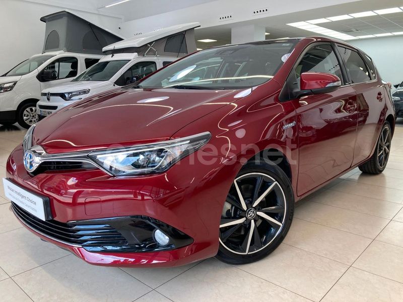 Granate Usado 2017 Toyota Auris Hybrid Berlina | 15.900 € (Precio justo) - Imagen 1/4