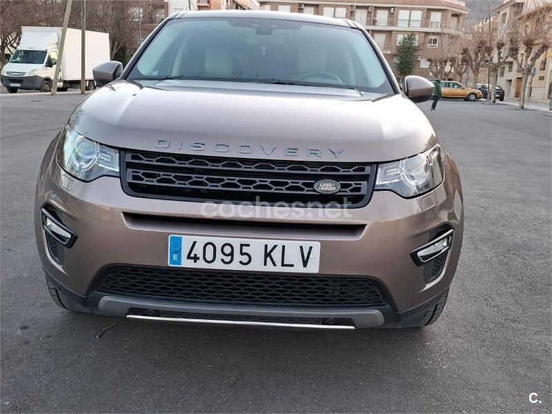 Usado Land Rover Discovery Sport HSE 150 CV (110 kW) 2018 Beige SUV