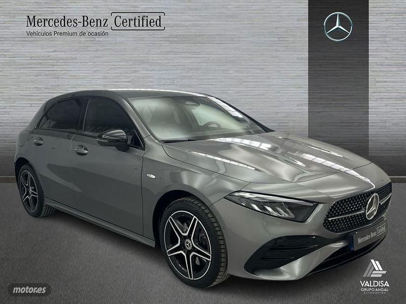Usado Mercedes A250 AMG line 218 CV (160 kW) 2025 Gris Berlina