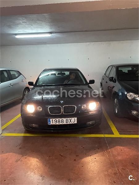 Negro Usado 2002 BMW 316 Compact Utilitario | 5200 € (Un poco caro) - Imagen 1/4