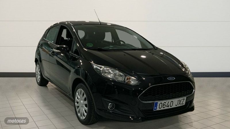 Negro Usado 2017 Ford Fiesta Trend Utilitario | 11.700 € (Precio justo) - Imagen 1/4