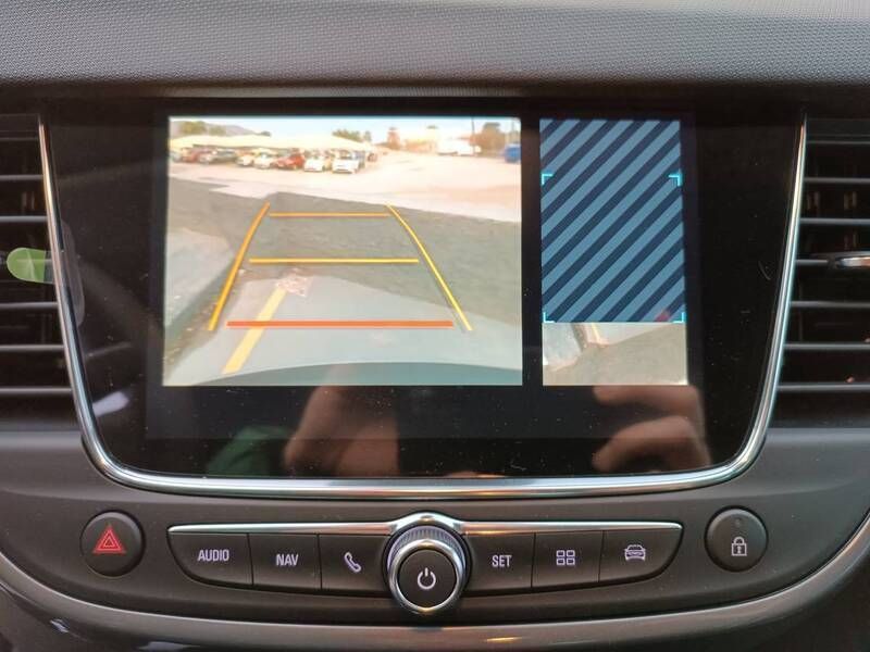 Usado Opel Crossland Elegance 110 CV (80 kW) 2023 Negro SUV