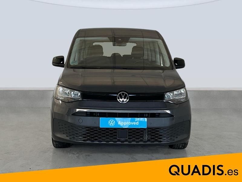 Usado VW Caddy Maxi 102 CV (75 kW) 2024 Gris Monovolumen