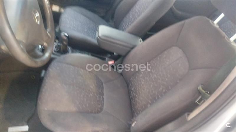 Usado Mercedes A140 Elegance 82 CV (60 kW) 2001 Gris / plata Monovolumen