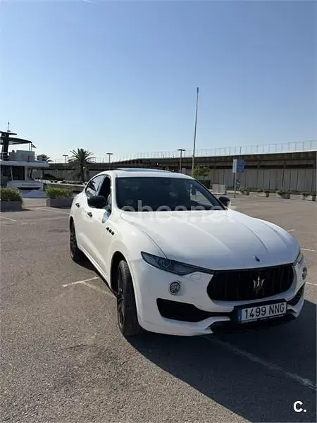 Usado Maserati Levante 275 CV (202 kW) 2017 Blanco SUV
