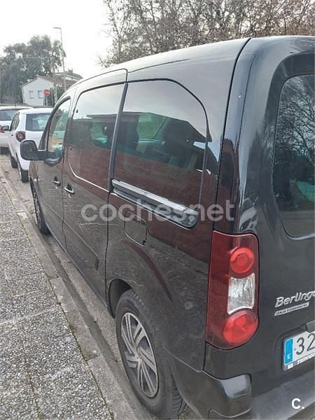 Usado Citroën Berlingo Feel 100 CV (73 kW) 2016 Negro Monovolumen