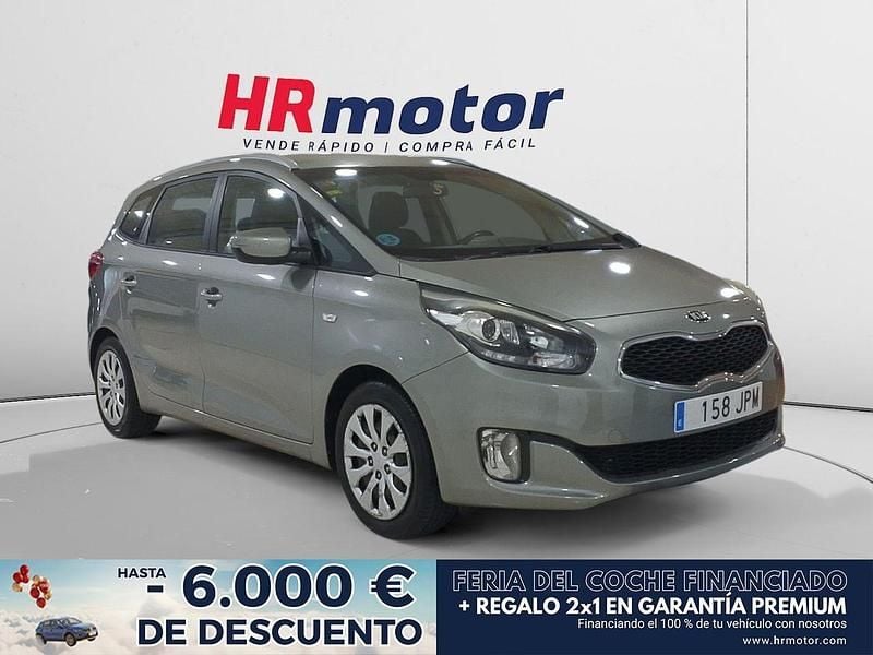 Gris Usado 2016 Kia Carens Monovolumen | 10.890 € (Precio justo) - Imagen 1/4