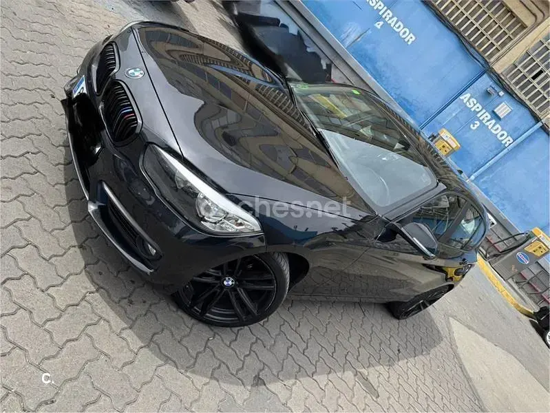 Usado BMW 116 116 CV (85 kW) 2017 Negro Utilitario