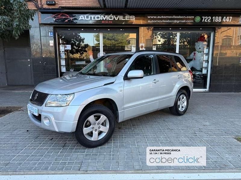 Gris / plata Usado 2006 Suzuki Grand Vitara SUV | 8490 € (Precio justo) - Imagen 1/4