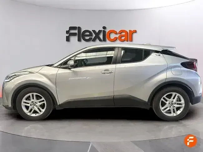 Usado Toyota C-HR Active 122 CV (89 kW) 2022 Gris SUV
