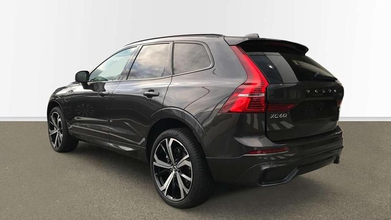 Nuevo Volvo XC60 Ultra 351 CV (258 kW) 2025 Gris SUV