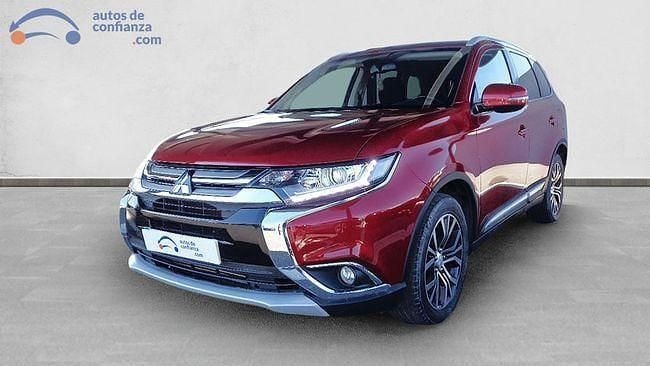 Usado Mitsubishi Outlander Motion 150 CV (110 kW) 2016 Rojo SUV