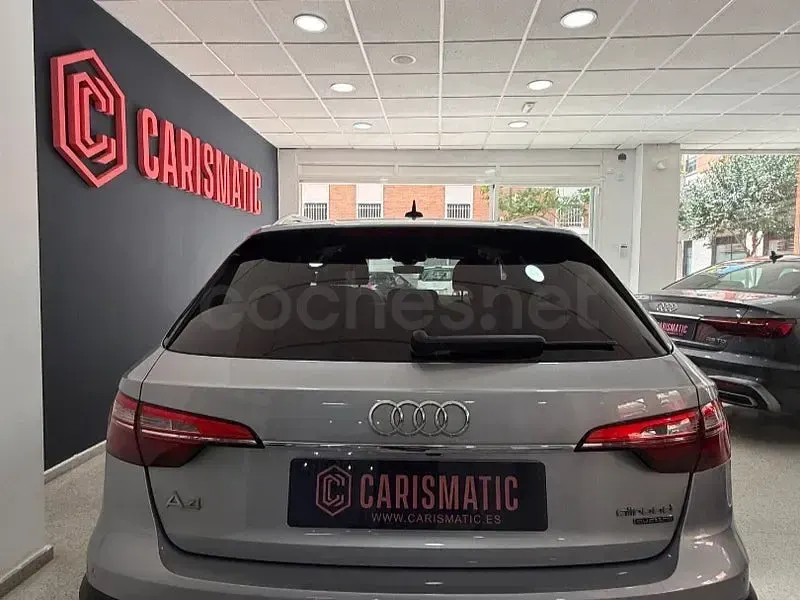 Usado Audi A4 Allroad S-Line 204 CV (150 kW) 2021 Gris / plata Familiar