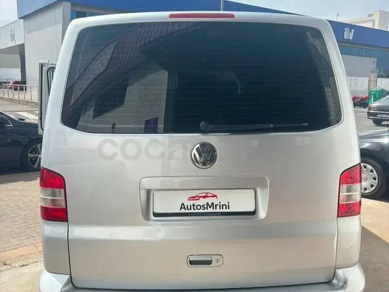 Usado VW Multivan Highline 174 CV (127 kW) 2006 Gris / plata Monovolumen
