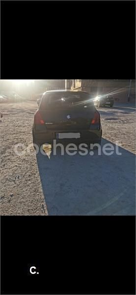Usado Suzuki Swift GL 69 CV (50 kW) 2006 Negro Utilitario