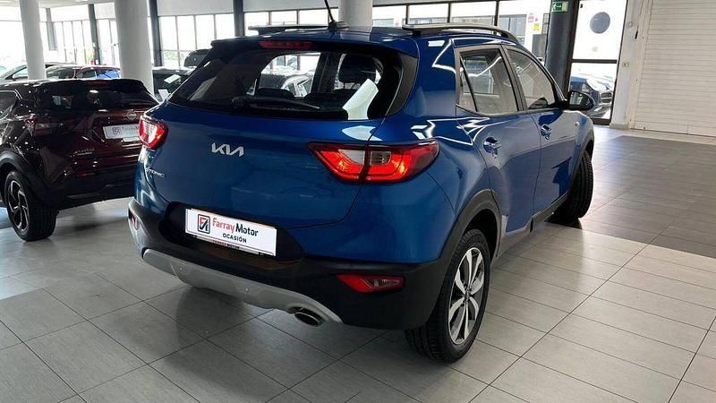 Usado Kia Rio 100 CV (73 kW) 2022 Azul