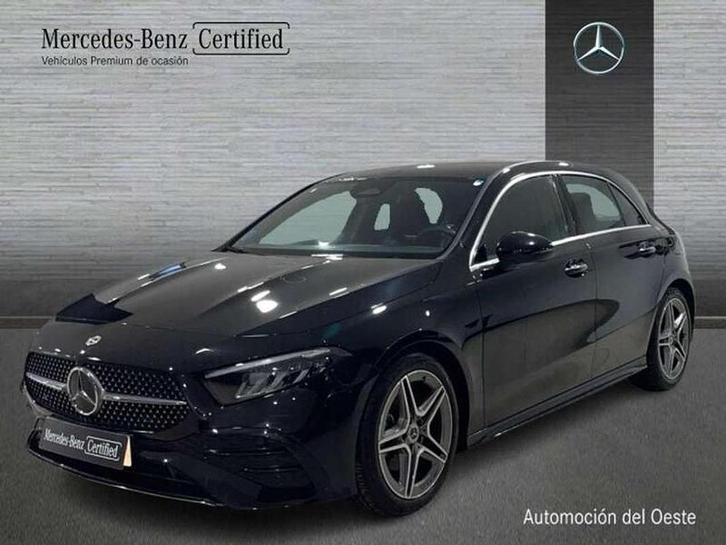 Usado Mercedes A180 137 CV (100 kW) 2025 Negro Utilitario