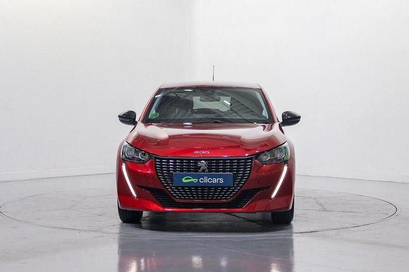 Usado Peugeot 208 Allure 100 CV (73 kW) 2023 Rojo Utilitario