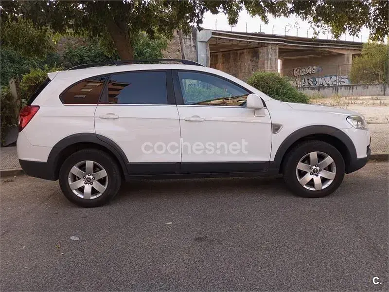 Usado Chevrolet Captiva LS 127 CV (93 kW) 2010 Blanco SUV