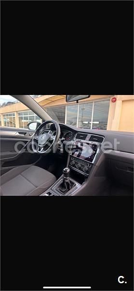 Usado VW Golf VII Advance 110 CV (80 kW) 2018 Negro Berlina