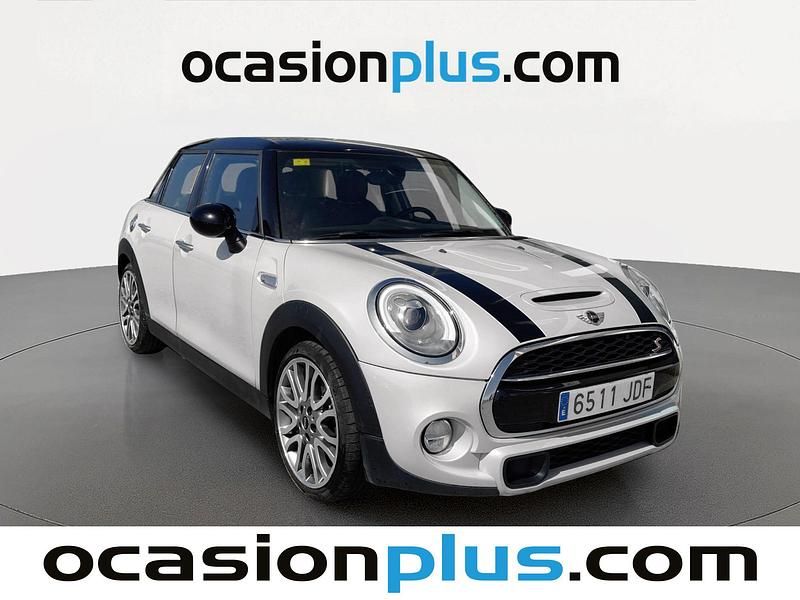 Usado Mini Cooper 170 CV (125 kW) 2015 Blanco Utilitario