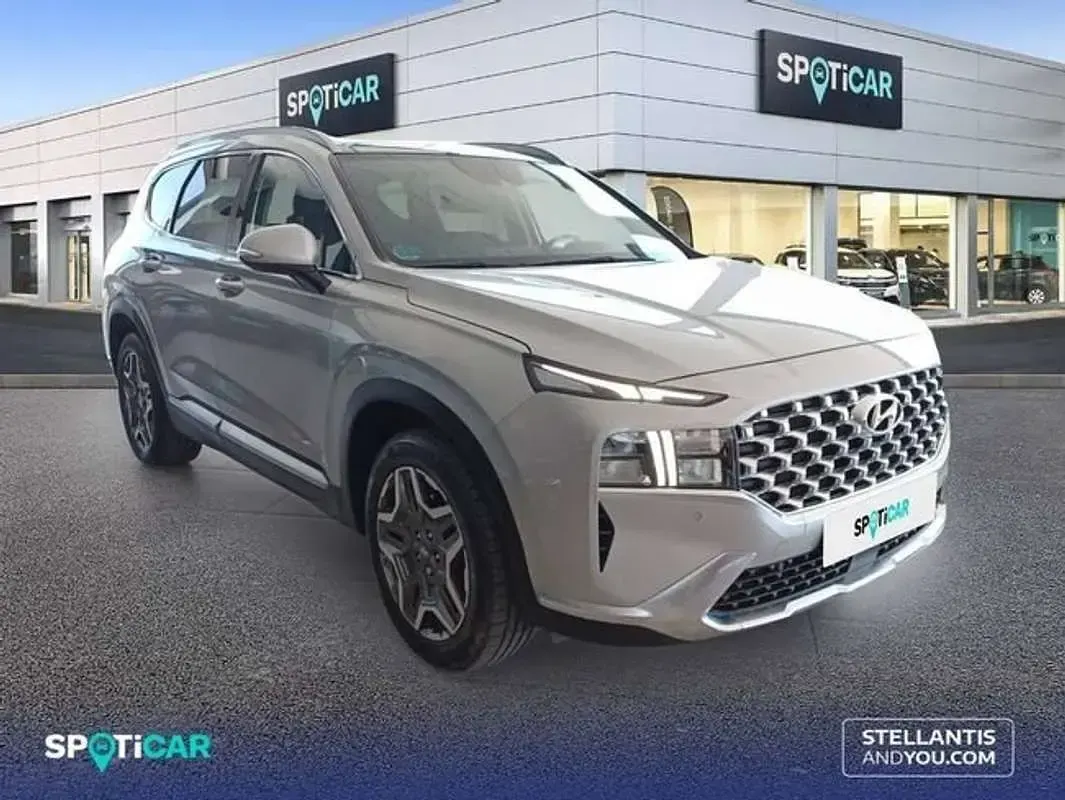 Usado Hyundai Santa Fe 185 CV (136 kW) 2023 Gris SUV