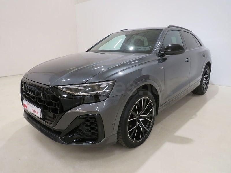 Usado Audi Q8 286 CV (210 kW) 2025 Gris / plata SUV