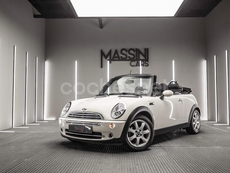 Usado Mini One Cabriolet 90 CV (66 kW) 2007 Beige Descapotable