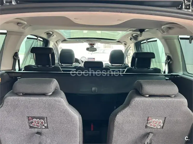 Usado Peugeot 5008 Sport 110 CV (80 kW) 2009 Azul Monovolumen