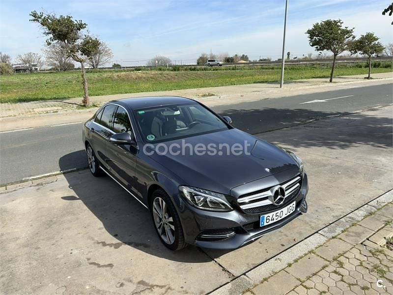 Usado Mercedes C220 Avantgarde 170 CV (125 kW) 2015 Gris / plata Berlina