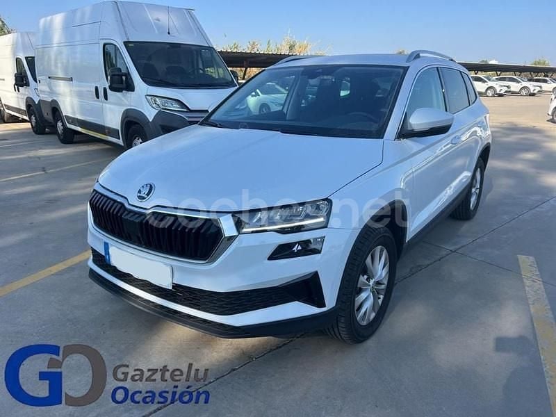 Blanco Usado 2024 Skoda Karoq Selection SUV | 30.900 € (Caro) - Imagen 1/4