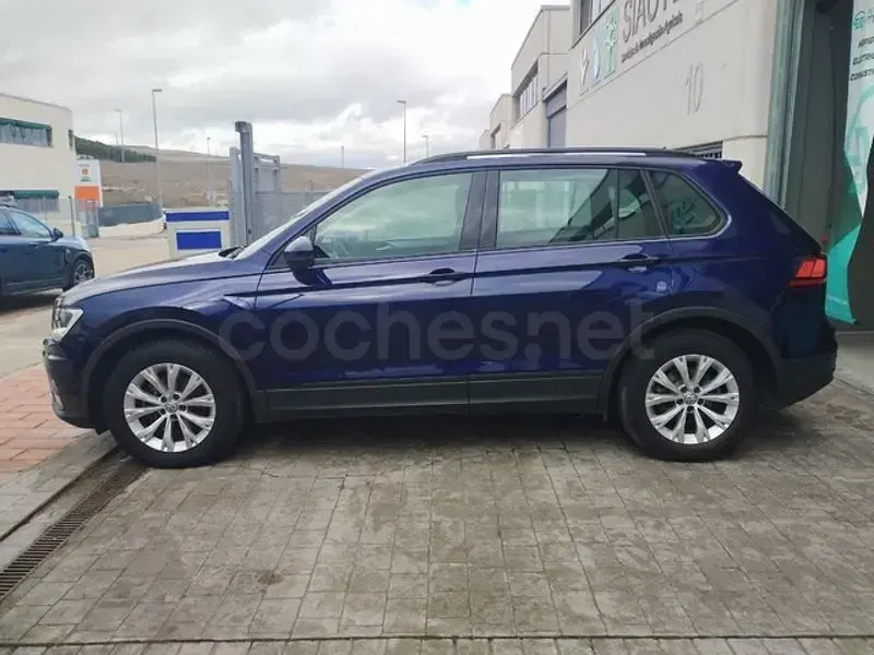 Usado VW Tiguan Life 150 CV (110 kW) 2020 Azul SUV
