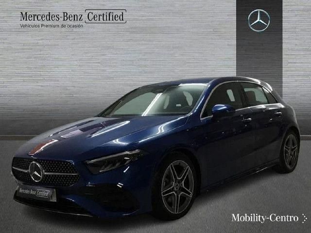 Azul espectra Usado 2024 Mercedes A180 AMG line | 33.600 € (Precio justo) - Imagen 1/4